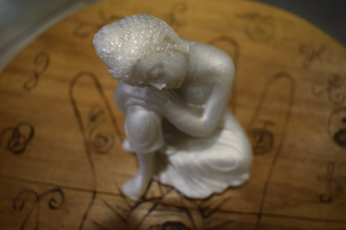 Bouddha assis en résine