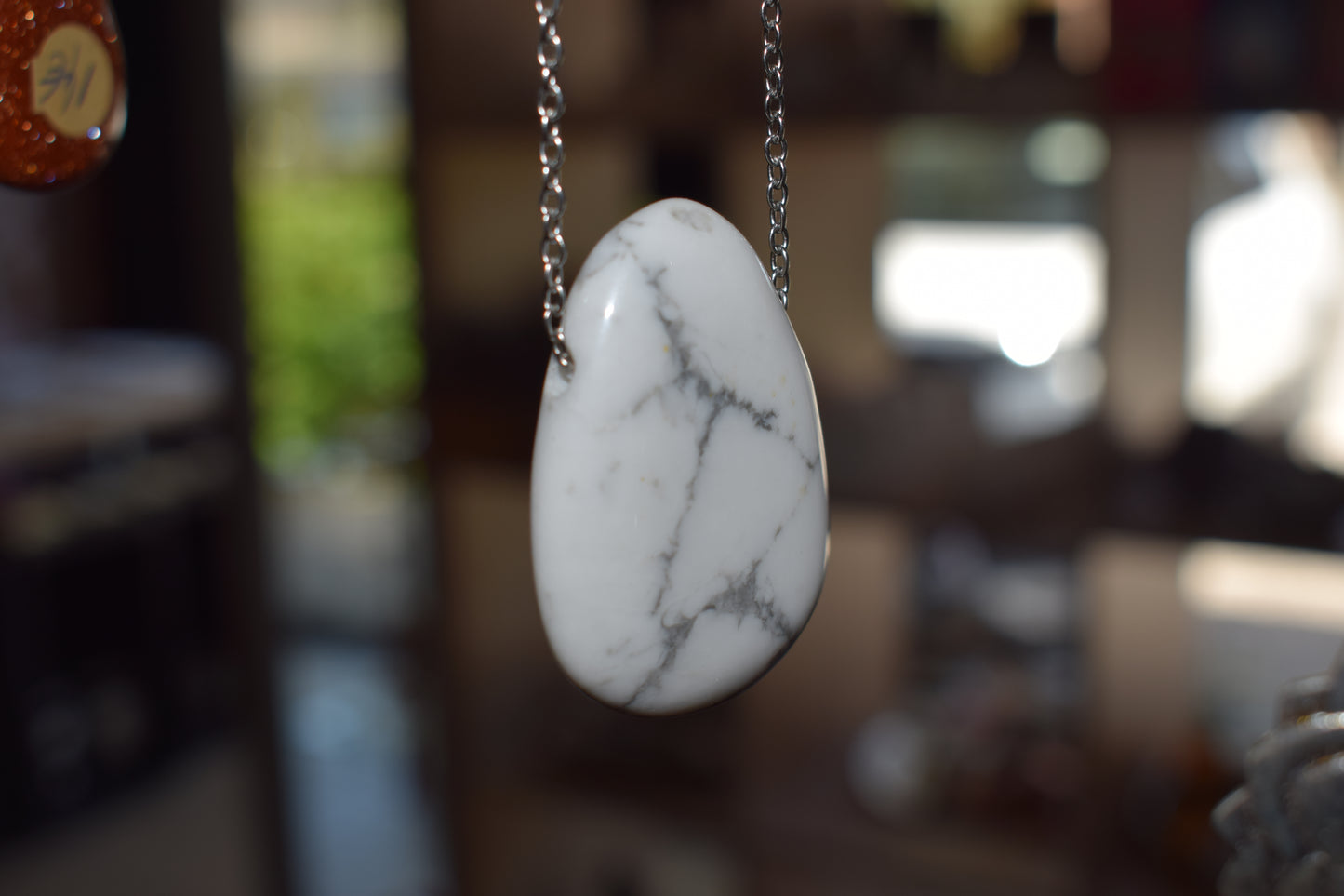 Pendentif en Howlite blanche