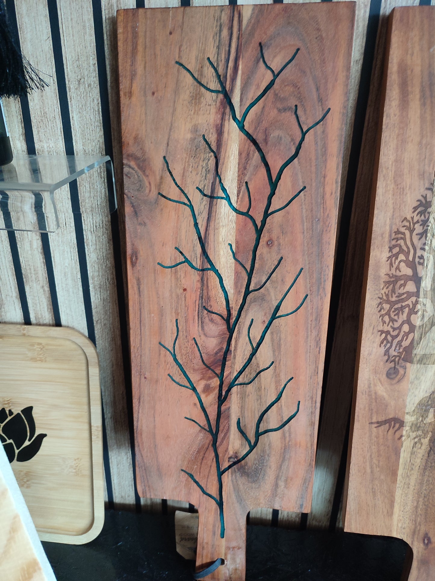 Planche à découper motif branche arbre