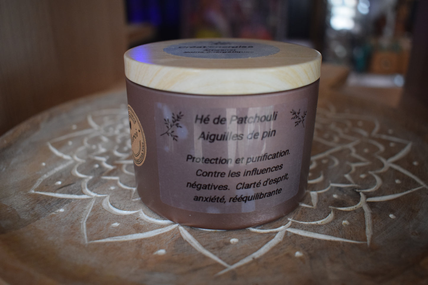 Bougie HE de patchouli aiguilles de pin du jardin
