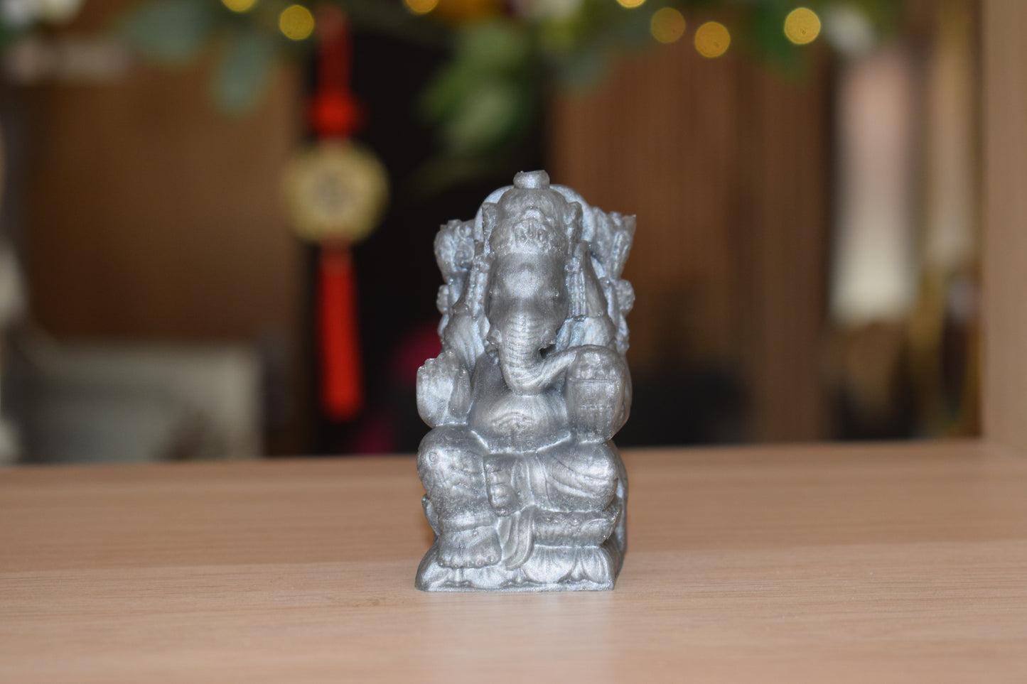 Ganesh argenté en résine époxy hauteur 73mm
