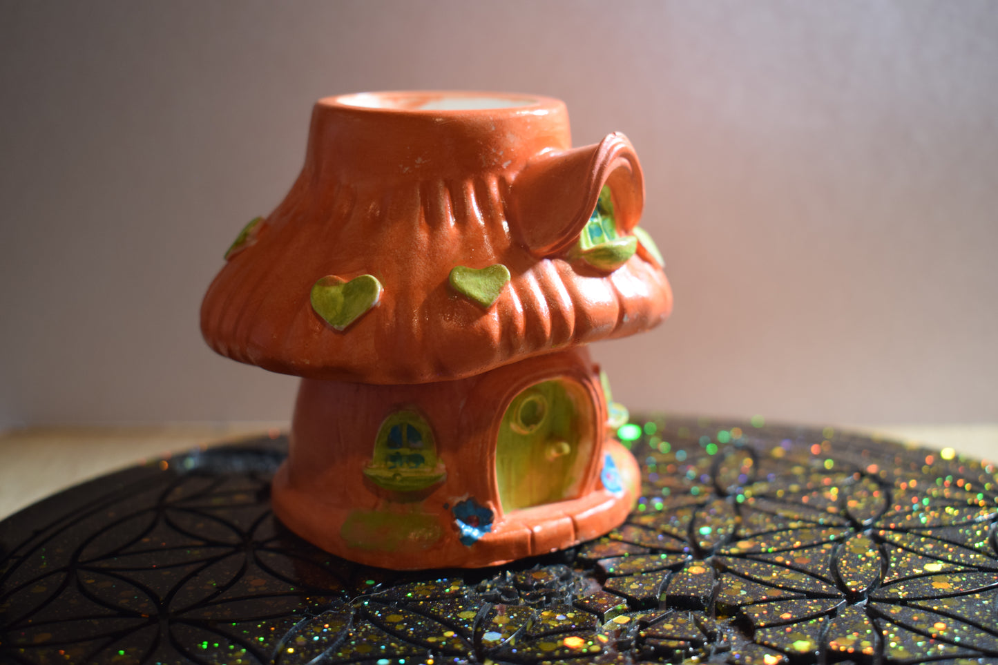 Maison champignon en céramique