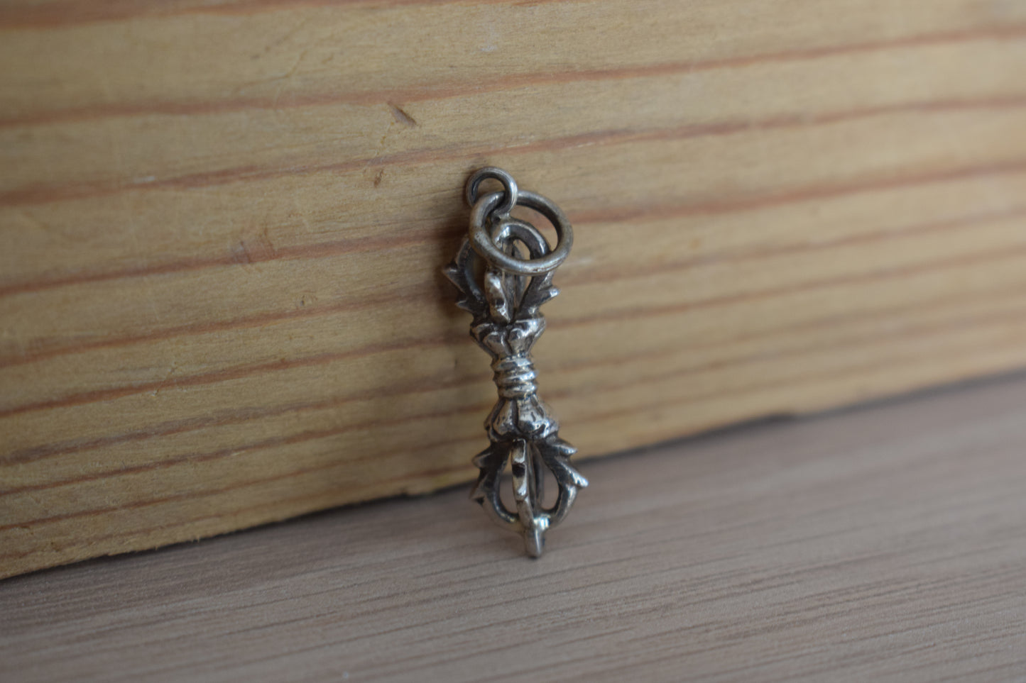 Pendentif argent vajra 24mm tibétain