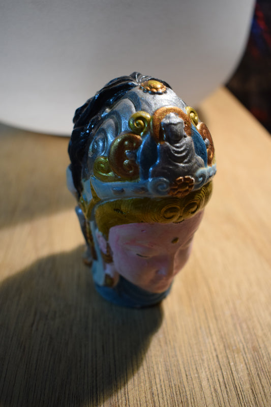 Statuette de kwan yin & mahakala