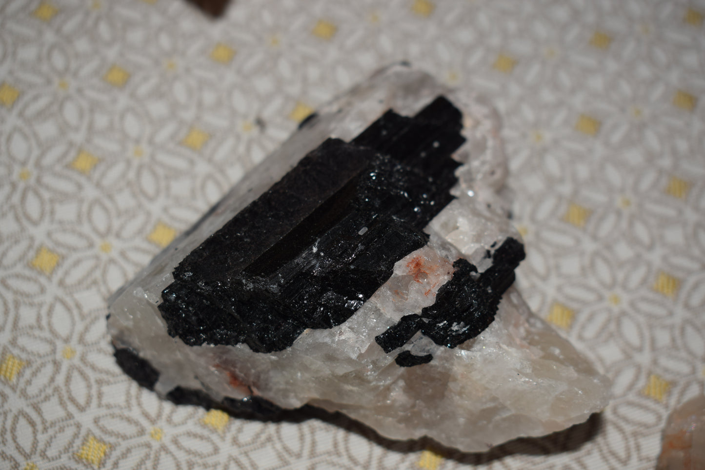Tourmaline quartz blanc 65mm Pakistan